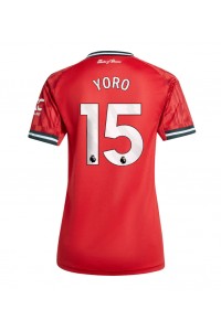 Manchester United Leny Yoro #15 Jalkapallovaatteet Naisten Kotipaita 2025-26 Lyhythihainen